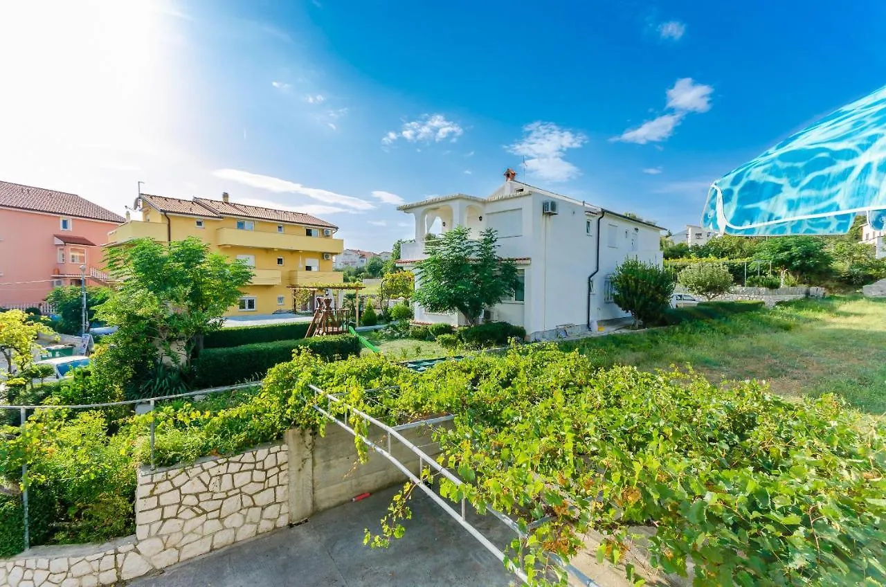 Apartments Rajka Lopar 0*,  Croatia