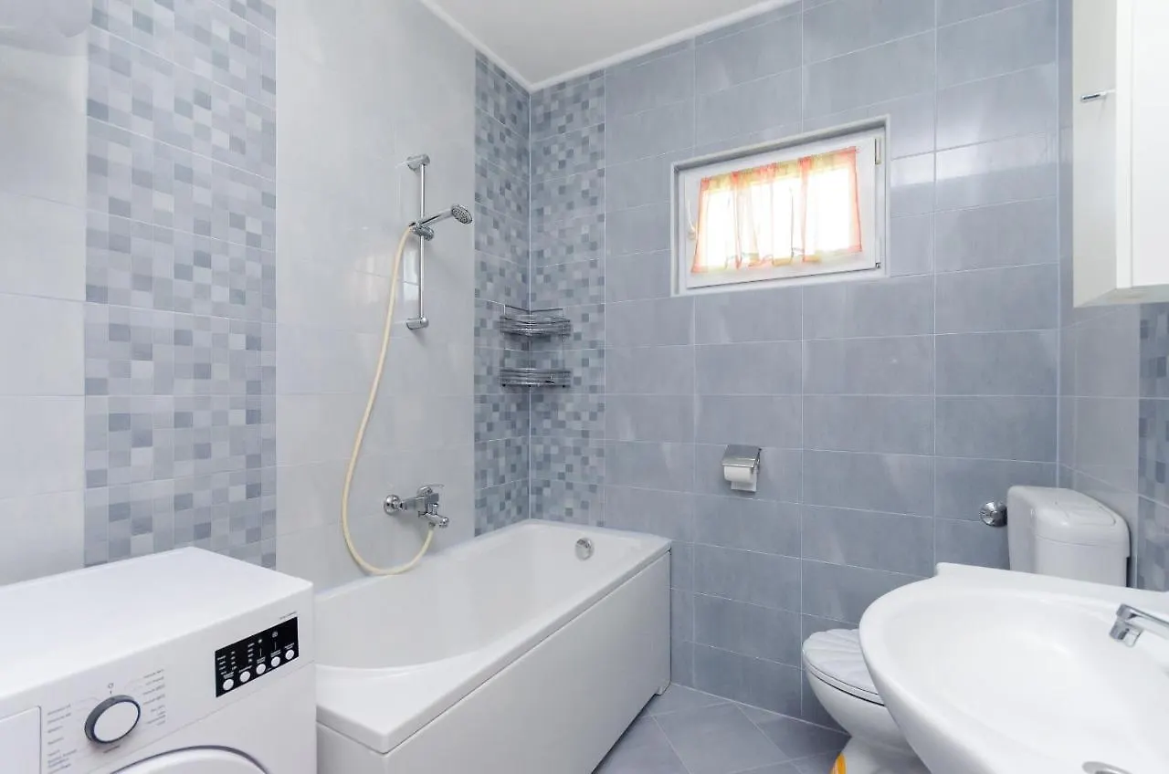 Apartments Rajka Lopar