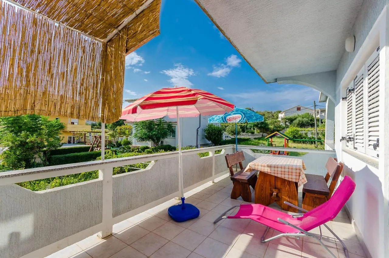 Apartments Rajka Lopar Croatia