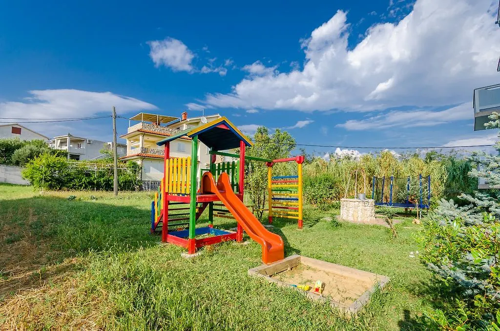 Apartments Rajka Lopar